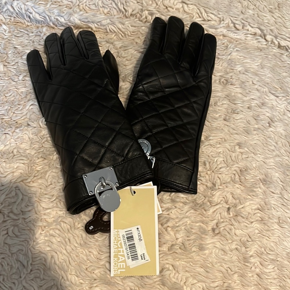 Michael Kors leather gloves